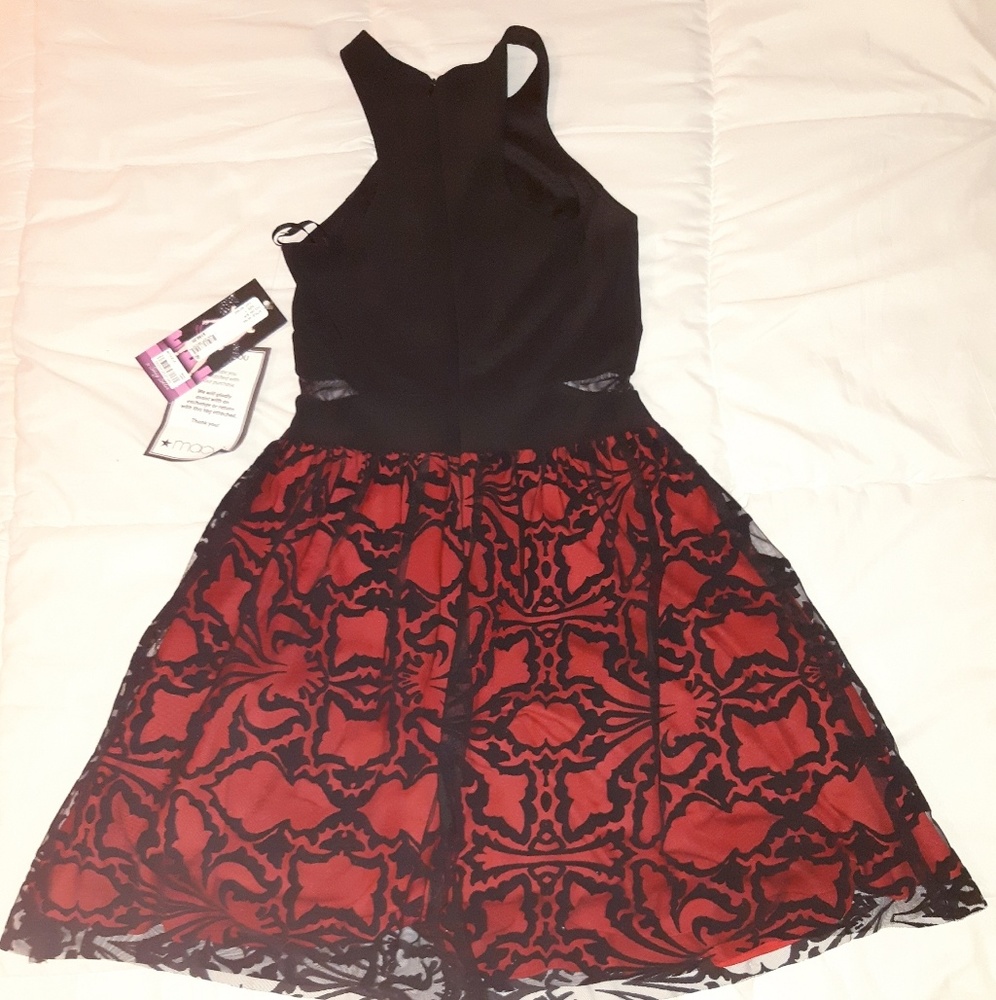 Homecoming Dress - Picture 2 of 4